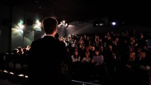 Aukcja charytatywna "Uchwycić dobro" - Dolnośląskie Centrum Filmowe we Wrocławiu | Fundacja AKRA