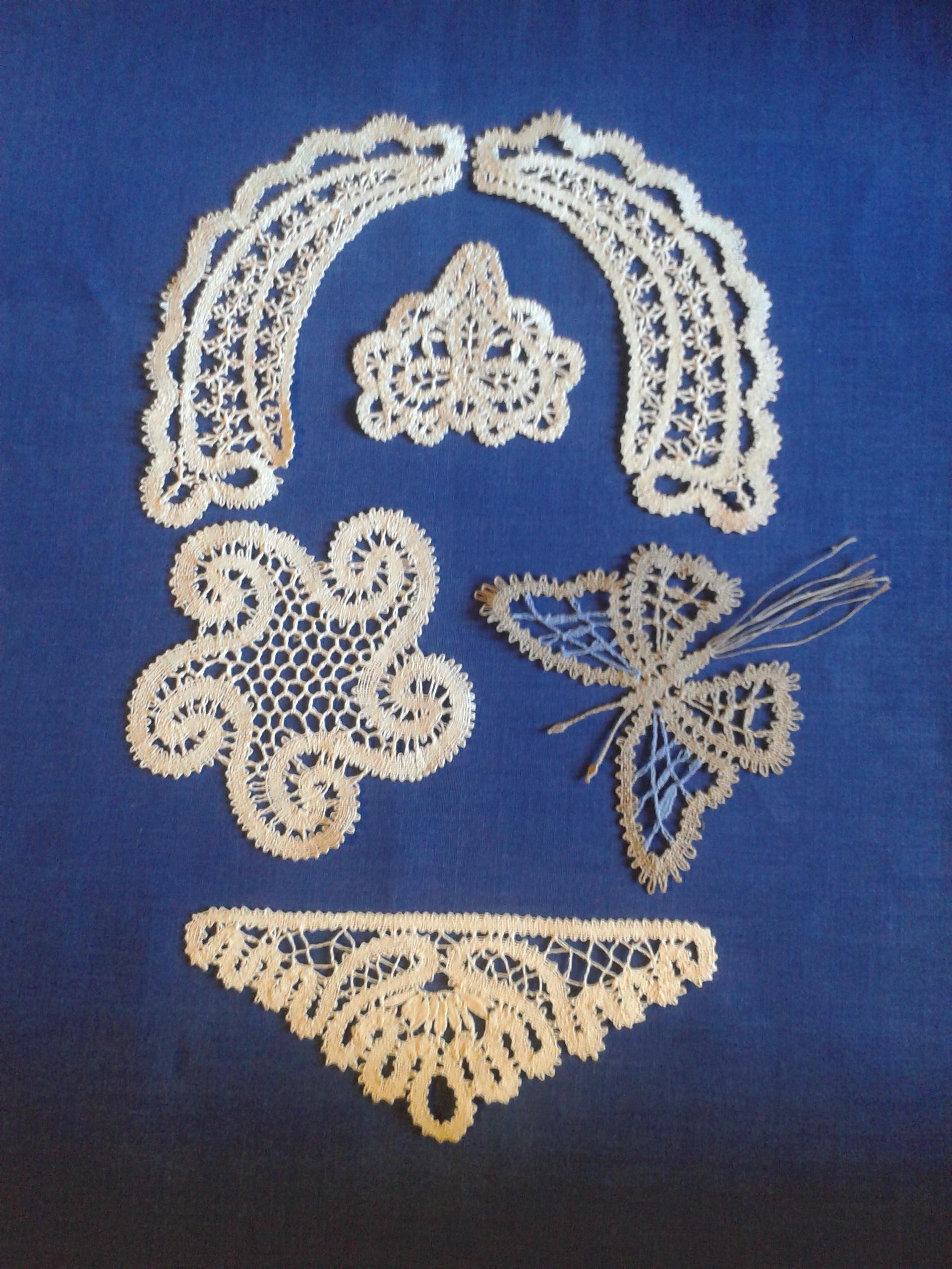 Koronki qykonane na warsztatch Pod Jasieniami