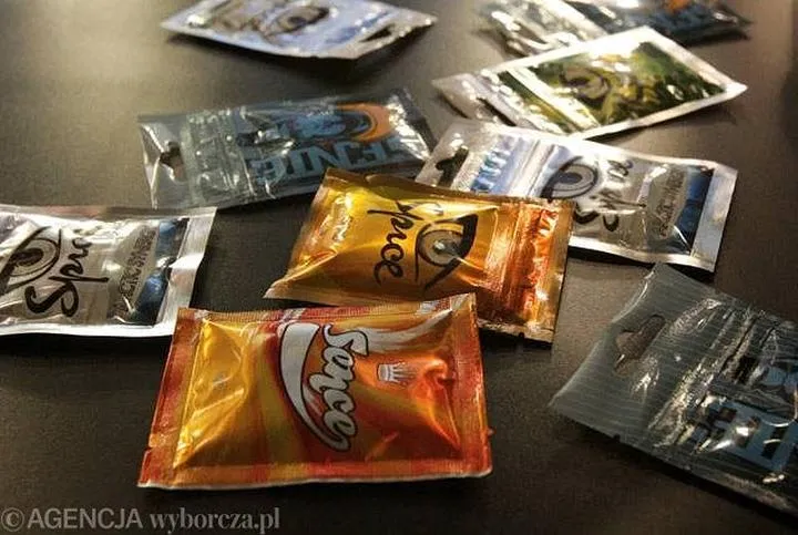 Wiarygodność rekomendacji sklepów z dopalaczami